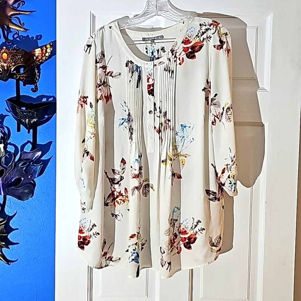 1x Daniel Rainn top